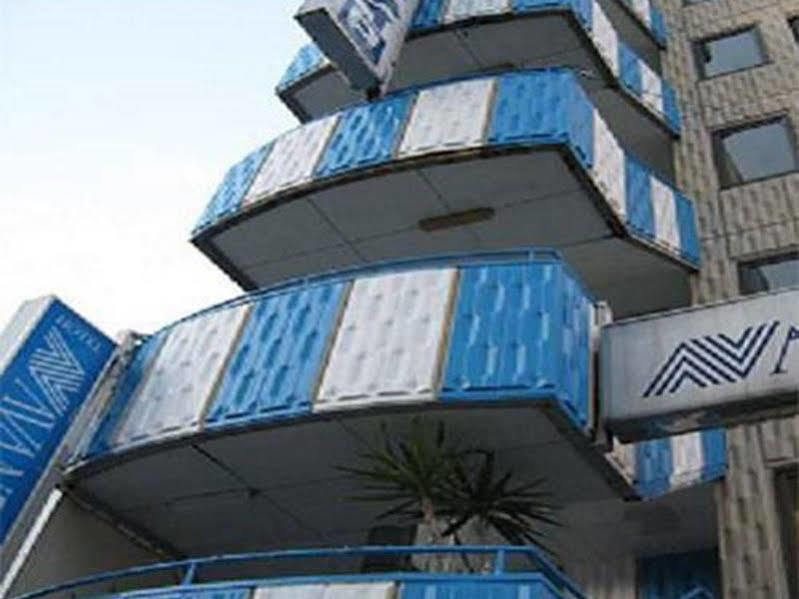 Hotel Avanti Tokushima Esterno foto